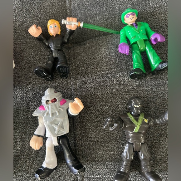 8 maginext DC Super Friends line - Picture 3 of 3